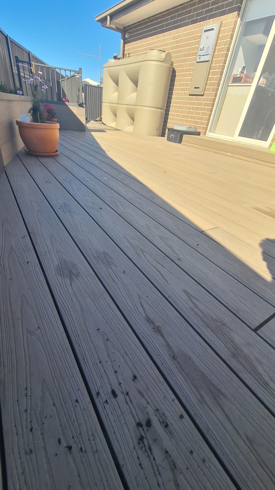 Deck Builder designed and built by Retain by Theo across Wollongong and the Illawarra