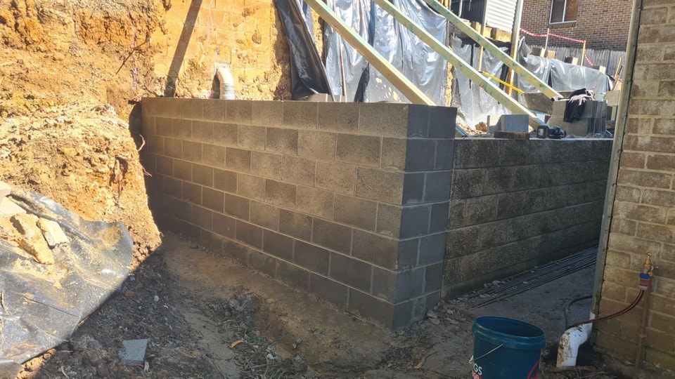 Besser Block Retaining Walls designed and built by Retain by Theo across Wollongong and the Illawarra